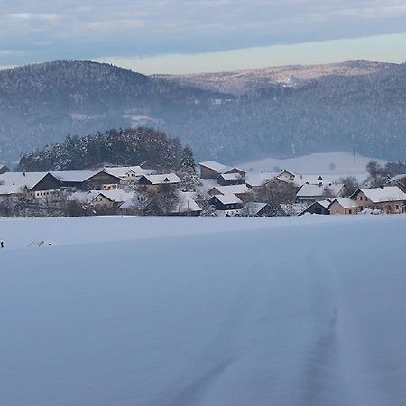 Gasthaus Zur Waldesruh Waffenbrunn ภายนอก รูปภาพ