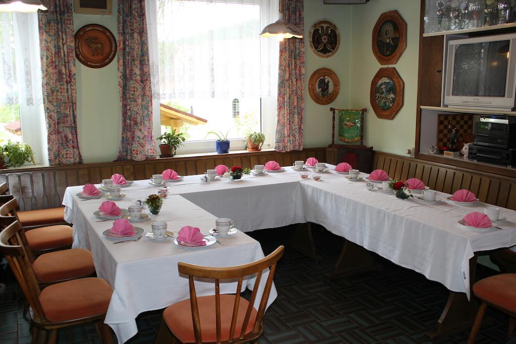 Gasthaus Zur Waldesruh Waffenbrunn ภายนอก รูปภาพ